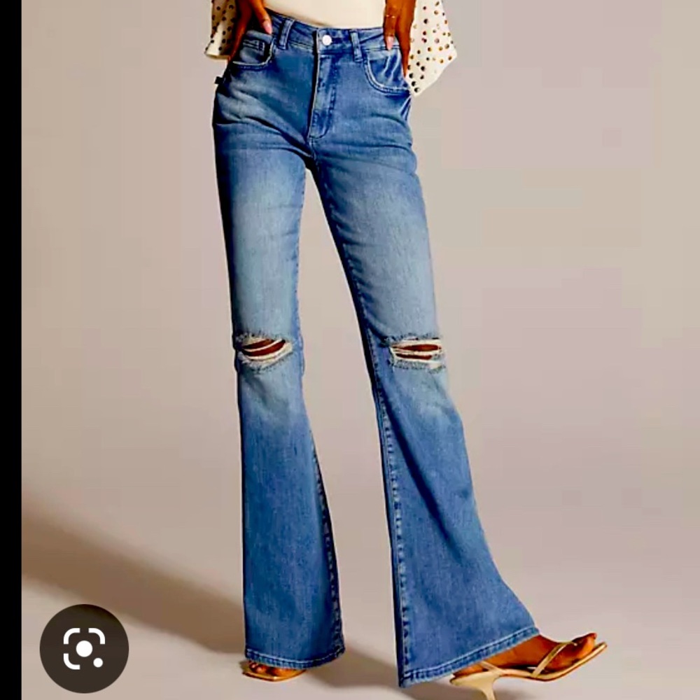 Pilcro The Icon Flare Jeans 34